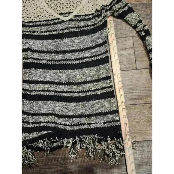 Maurices Small Tan Black Open Knit Hooded Long Sleeve Pullover Sweater - Picture 6 of 6